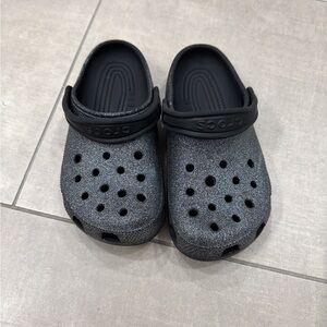 Kids crocs size2